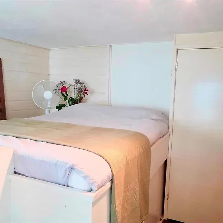 Apartment Cozy Watervilla Amsterdam